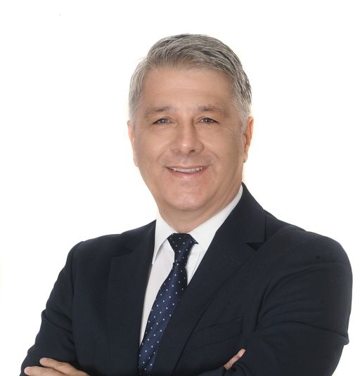 Savas çi̇netçi̇